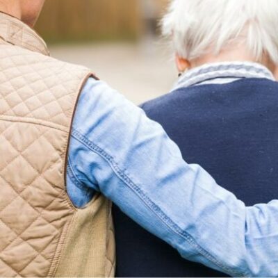 Tips For Helping Elderly Parents Without Taking Total Control