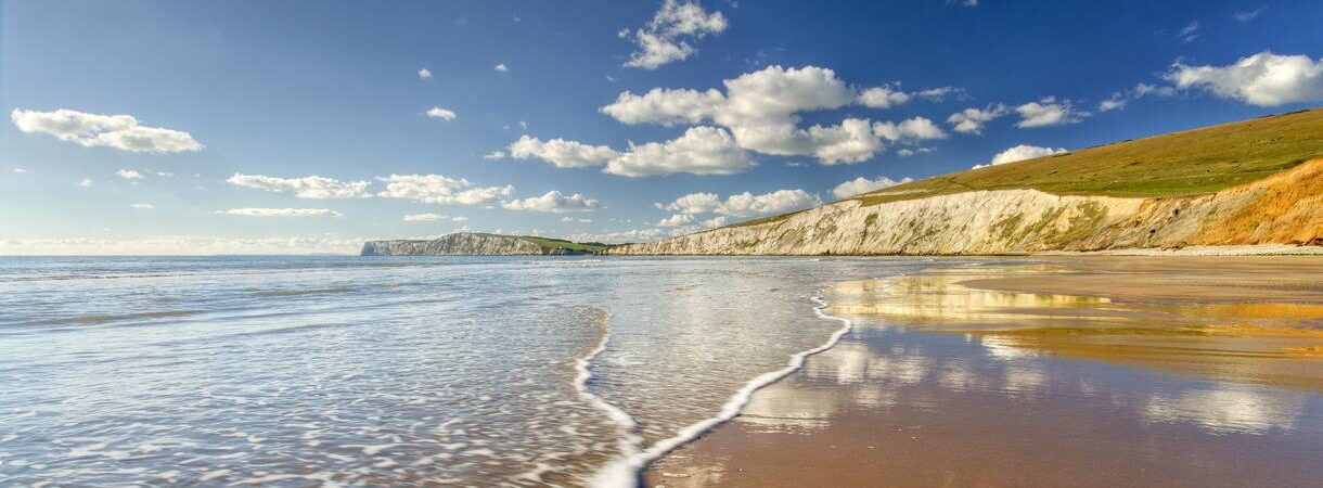 Beach Bum Bliss: Sun, Sand, and Sea on the Isle of Wight’s Best Beaches